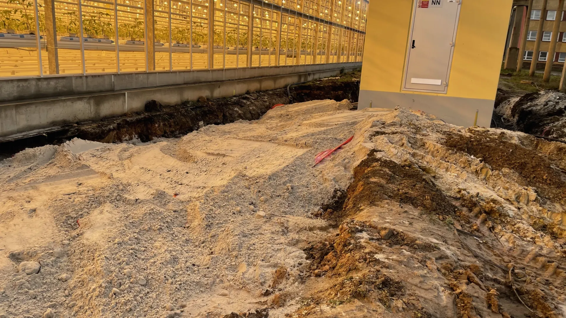 dodavka-a-montaz-privodni-kabelaze-pro-rozvadece-asimilacniho-osvetleni/1