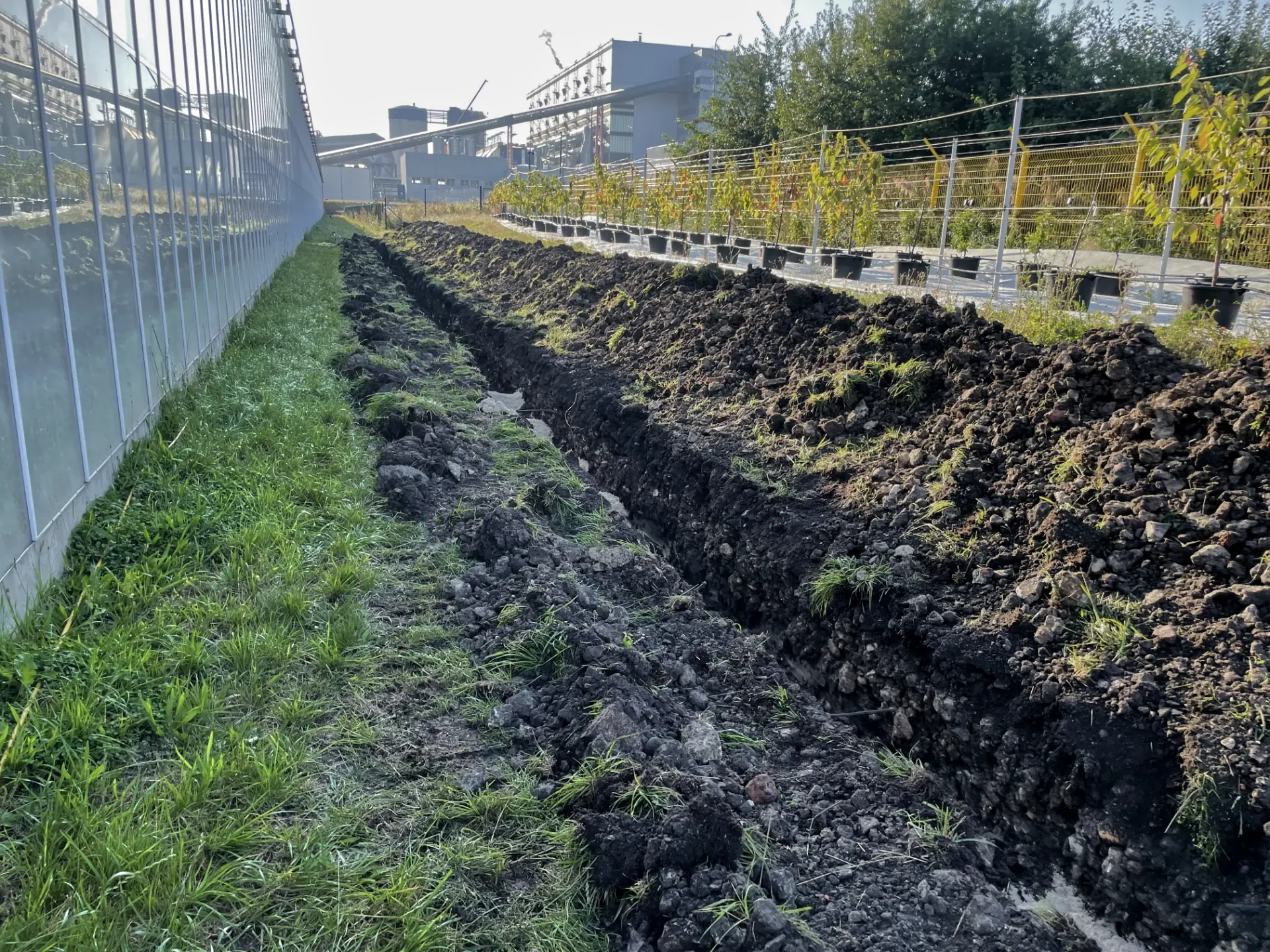 skleniky-tusimice-vystavba-nrr-u-tr2-rozvody-pro-staveniste/2