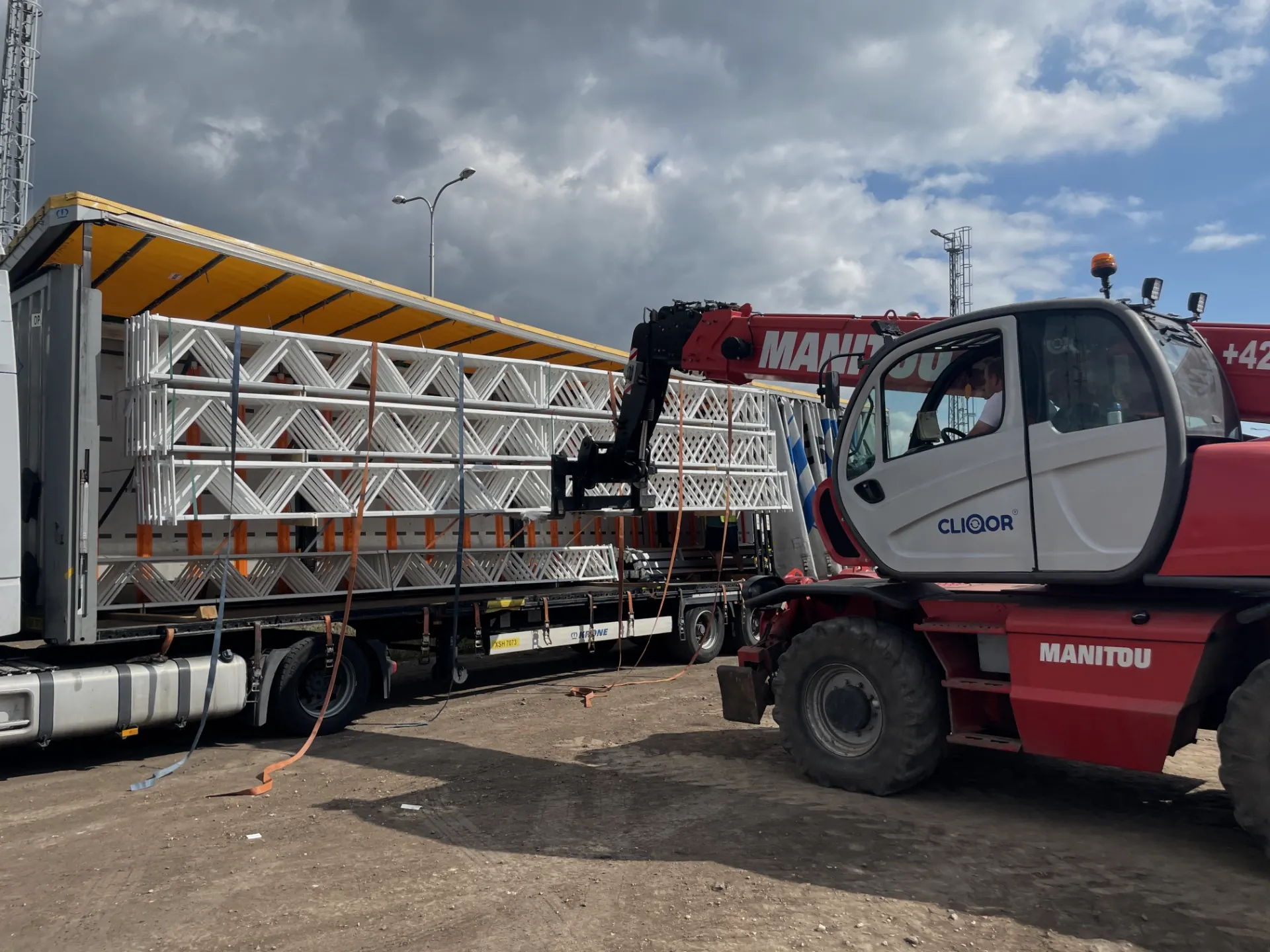 zajisteni-sluzeb-staveniste/4