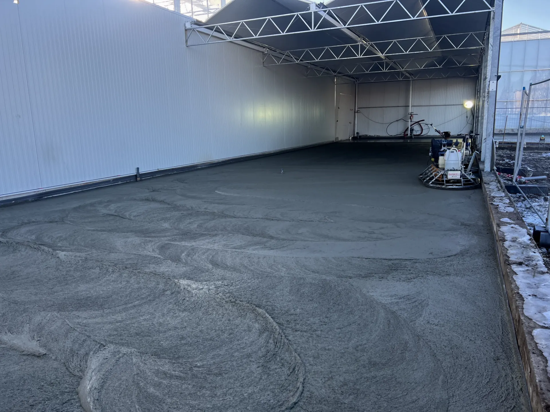 zazemi-pro-zamestnance-kompletni-zhotoveni-is/9