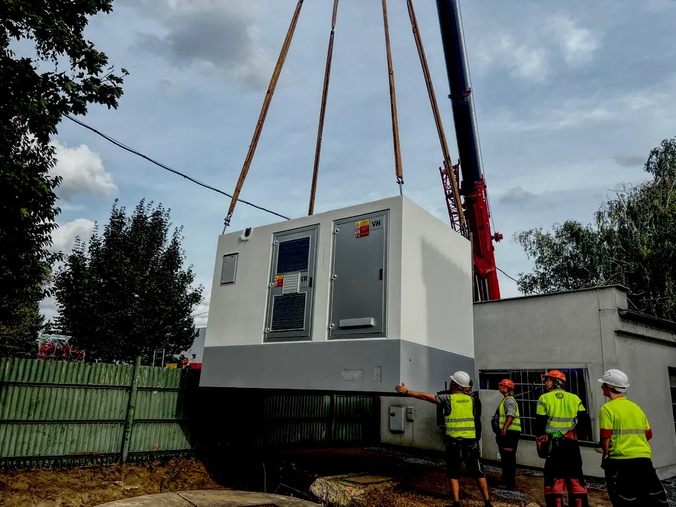 Hradec Králové, areál Sklady - výstavba trafostanice